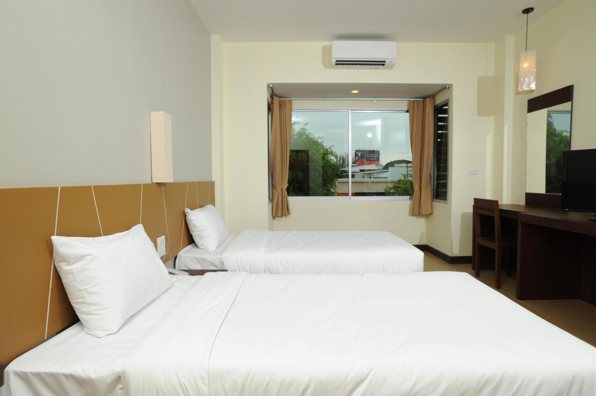 Mawin Hotel Чиангмай Экстерьер фото